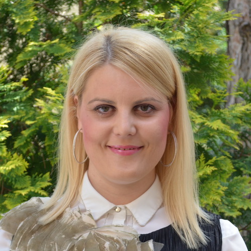 dr Ivana Ikonić