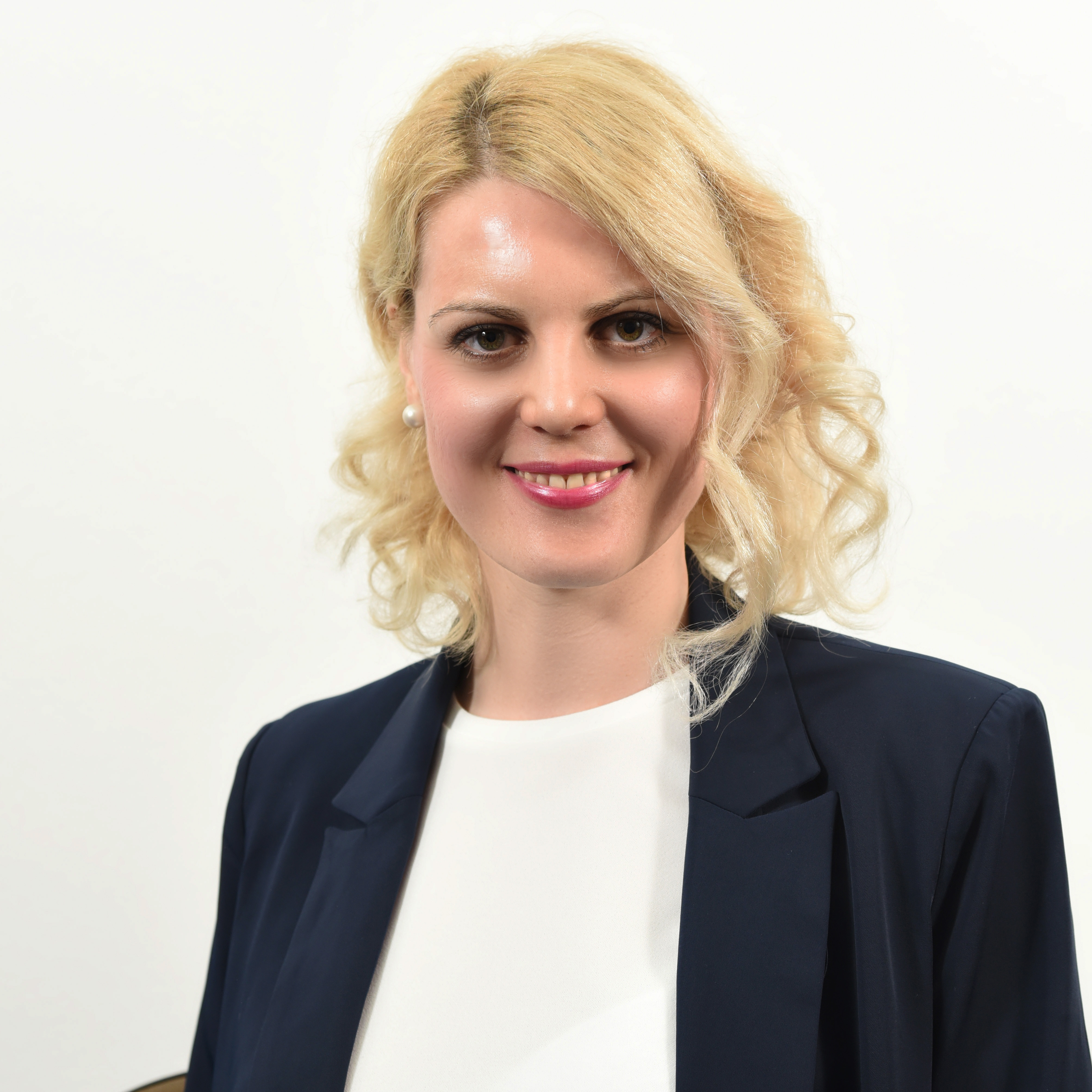 dr Ivana Ikonić